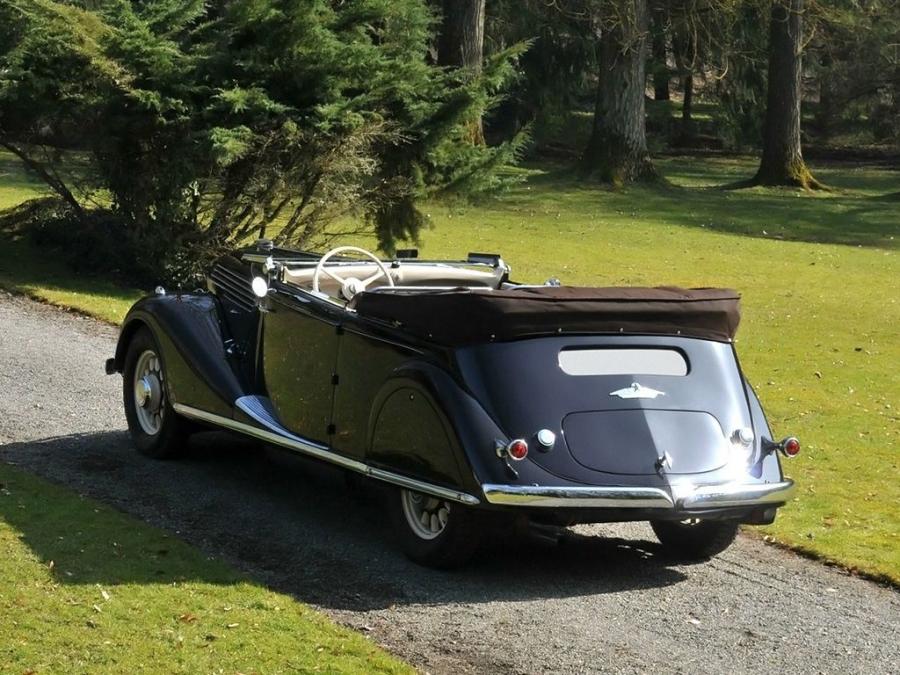  Renault Nervastella Grand Sport Cabriolet 1935 года  (фото 3 из 9)